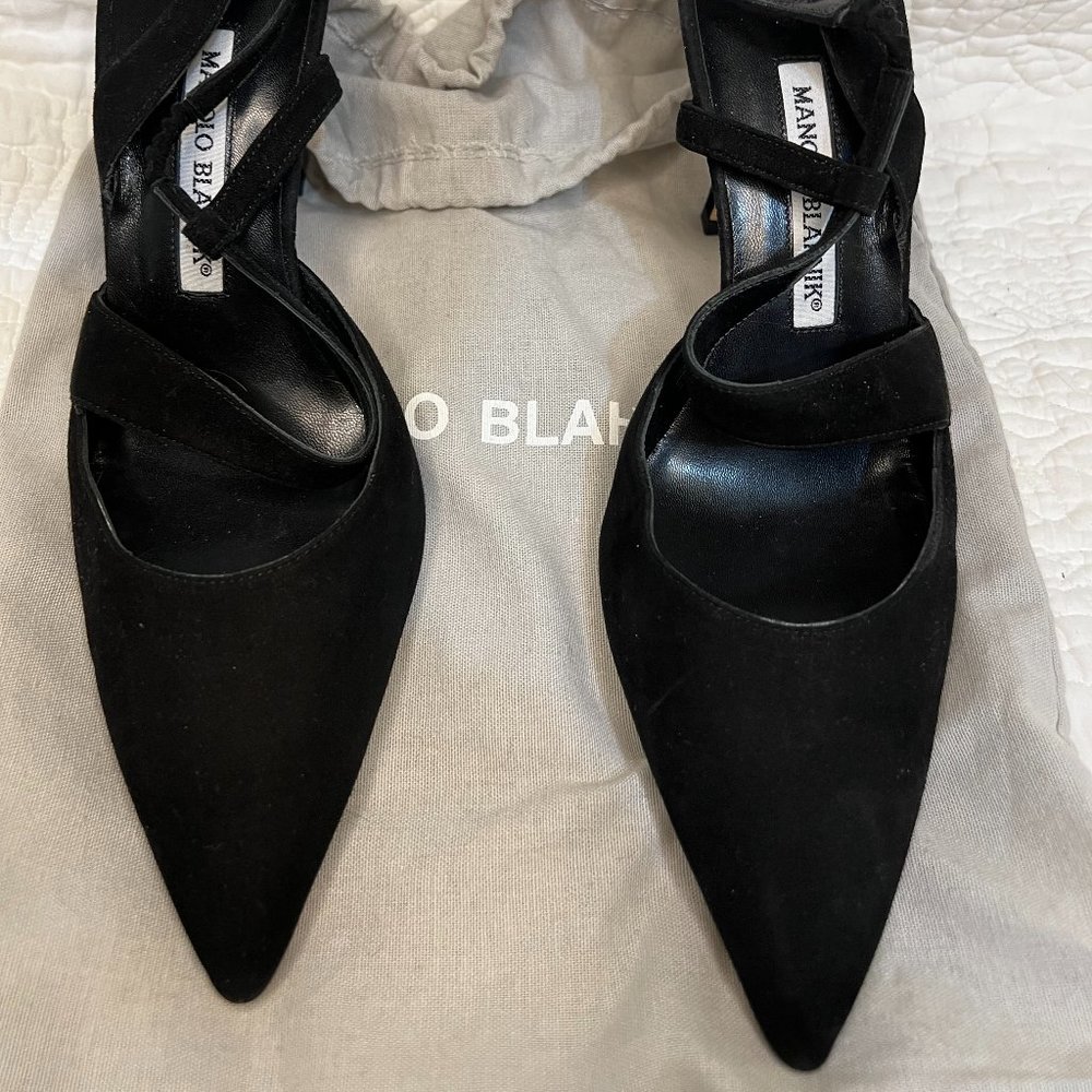 Manolo Blahnik Rente Black Suede Pumps Size 38 1/2